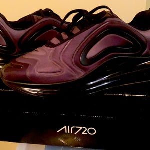 Air Max 720 Men’s 10.5